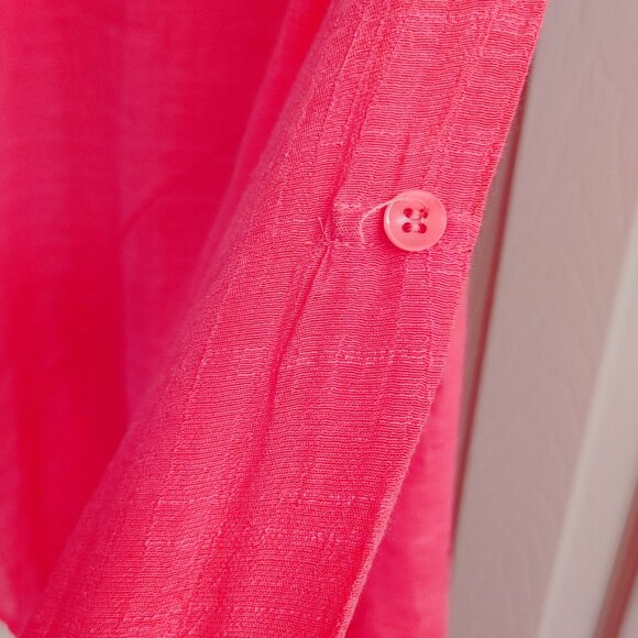 NWT HOT PINK RED CORAL BUTTON DOWN TOP WITH LACE FLORAL PANELS SIZE SMALL - Picture 8 of 12